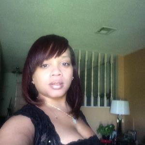 Meet your Posher, Nikki